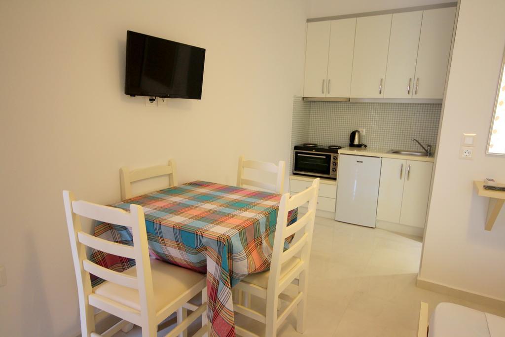 Mihal Suites Sarandë Exterior foto